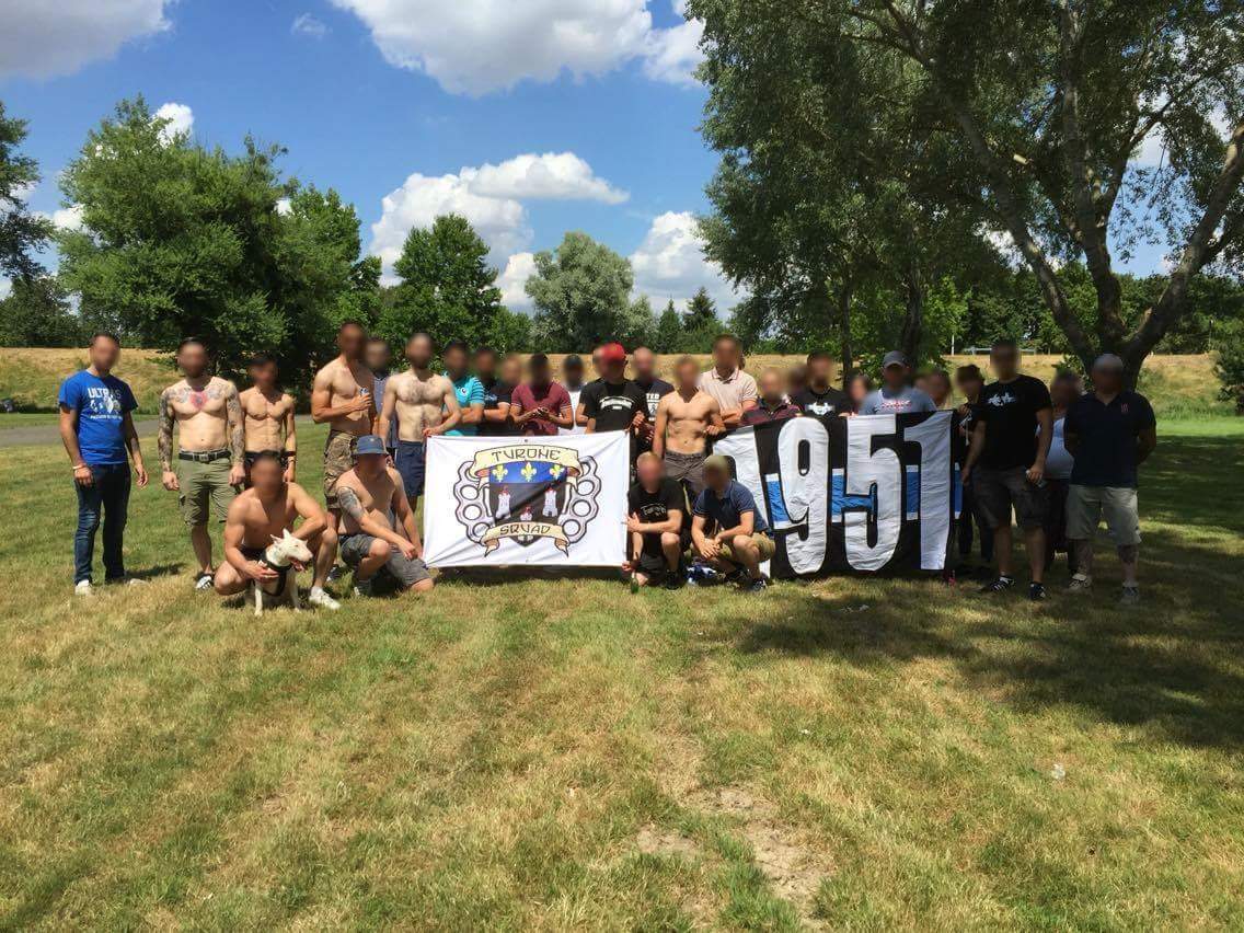 Barbecue turons+squad 2016/17